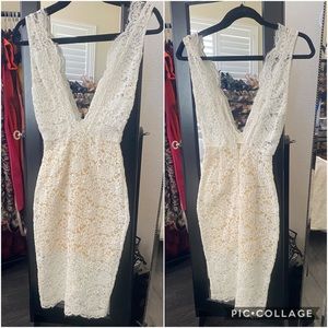 White House of cb dress